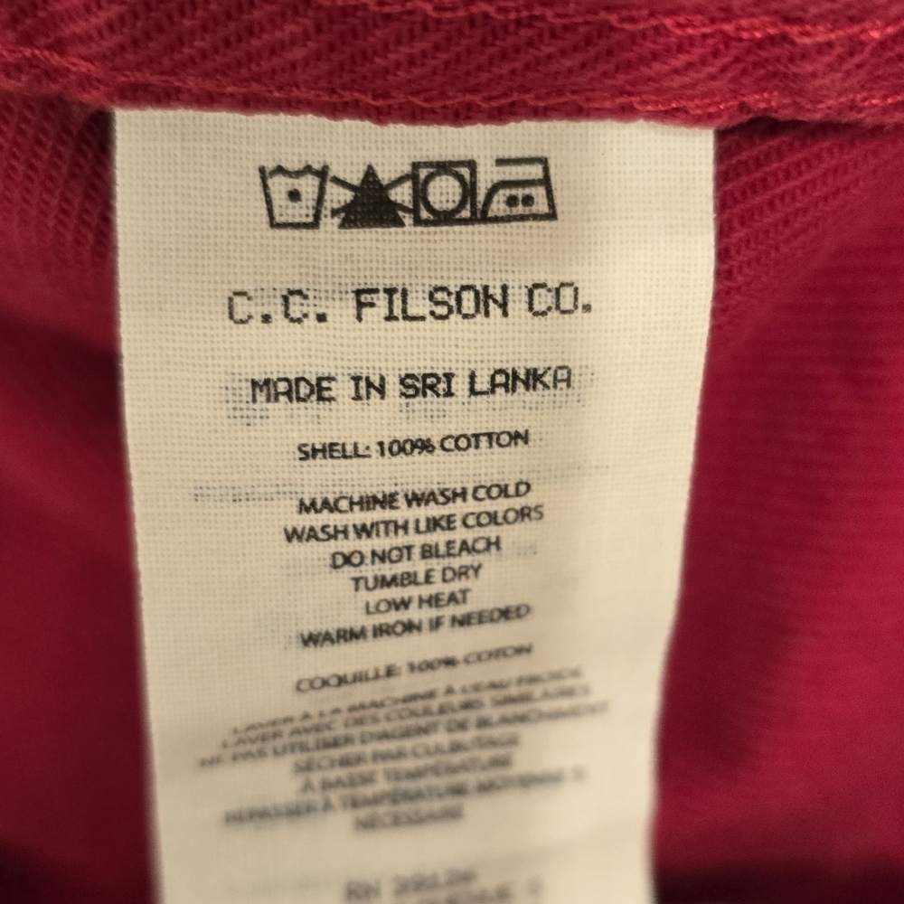 Filson Alaskan Guide Shirt XL Red Black Cotton Button Up Long Sleeve Wolves Bear - Picture 5 of 5